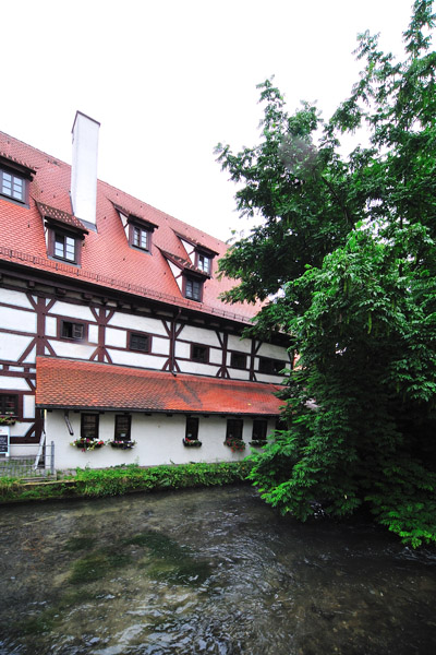 100.Reise